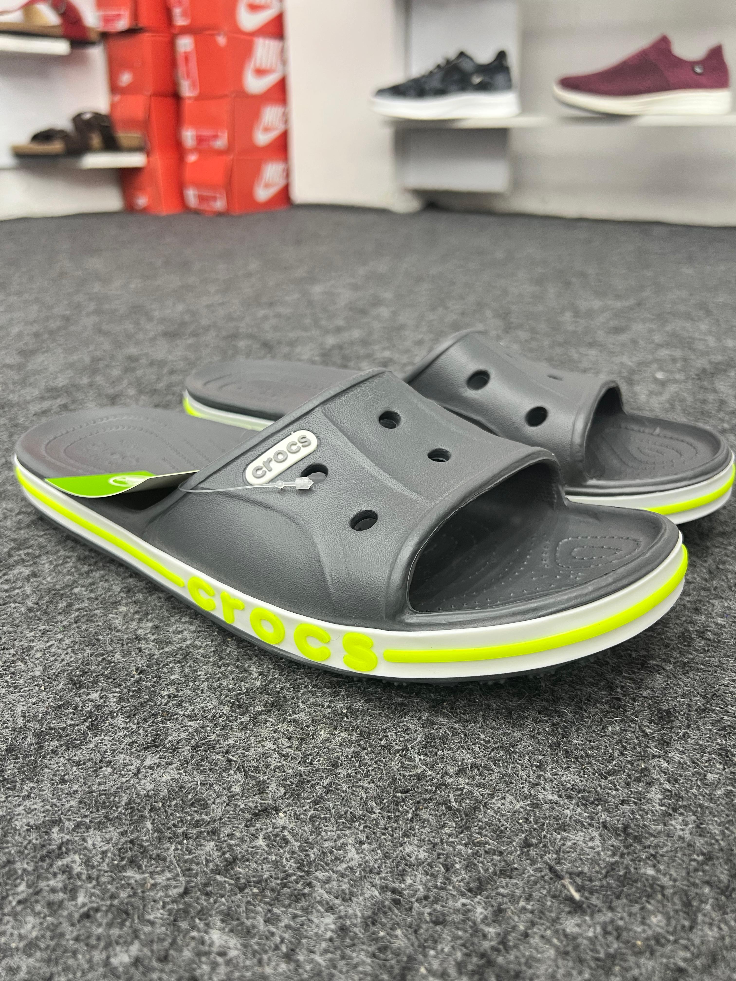 Crocs Classic Slide