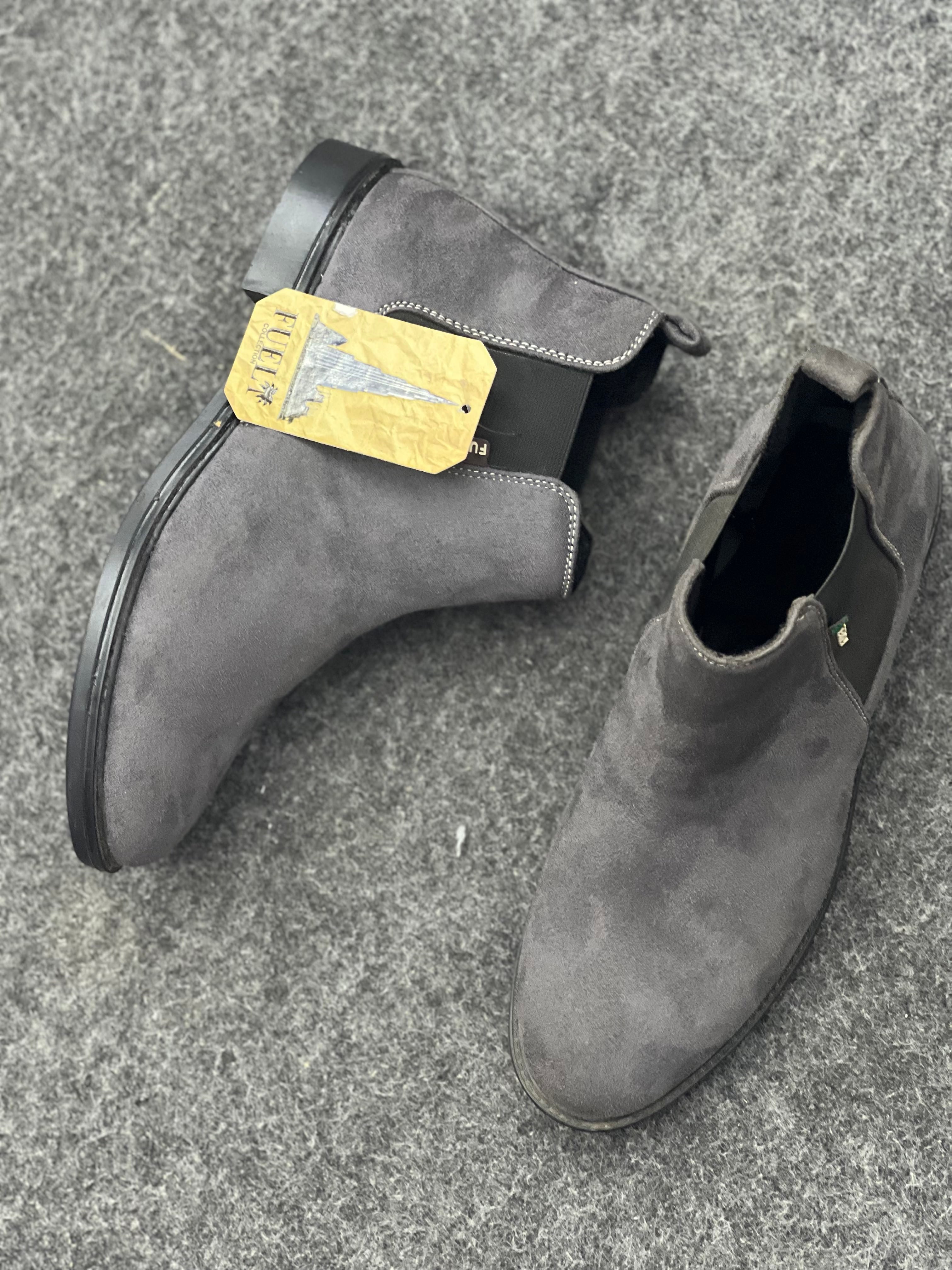 Men's Premium Chelsea Boots – Classic Comfort & Timeless Style
