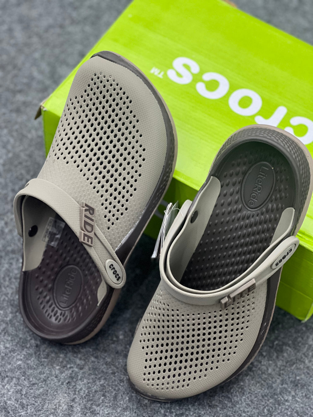 LiteRide Comfort Clogs – Lightweight Everyday Slip-Ons