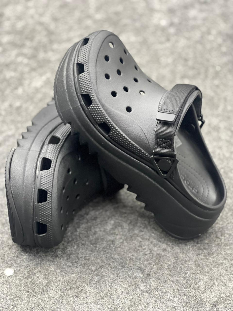 Crocs Classic Hiker Clog – Triple Black