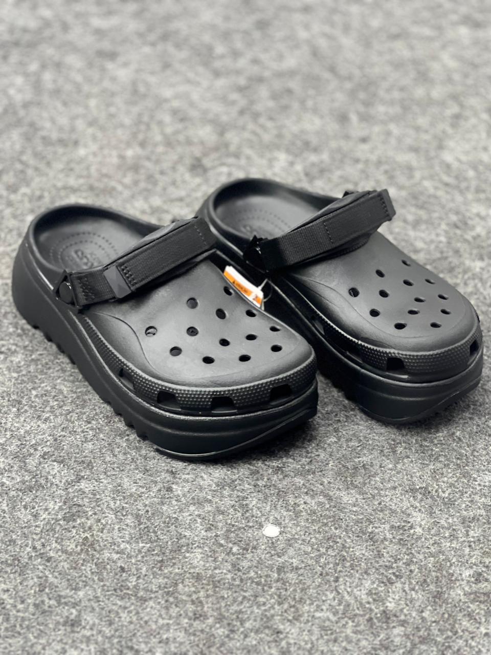 Crocs Classic Hiker Clog – Triple Black