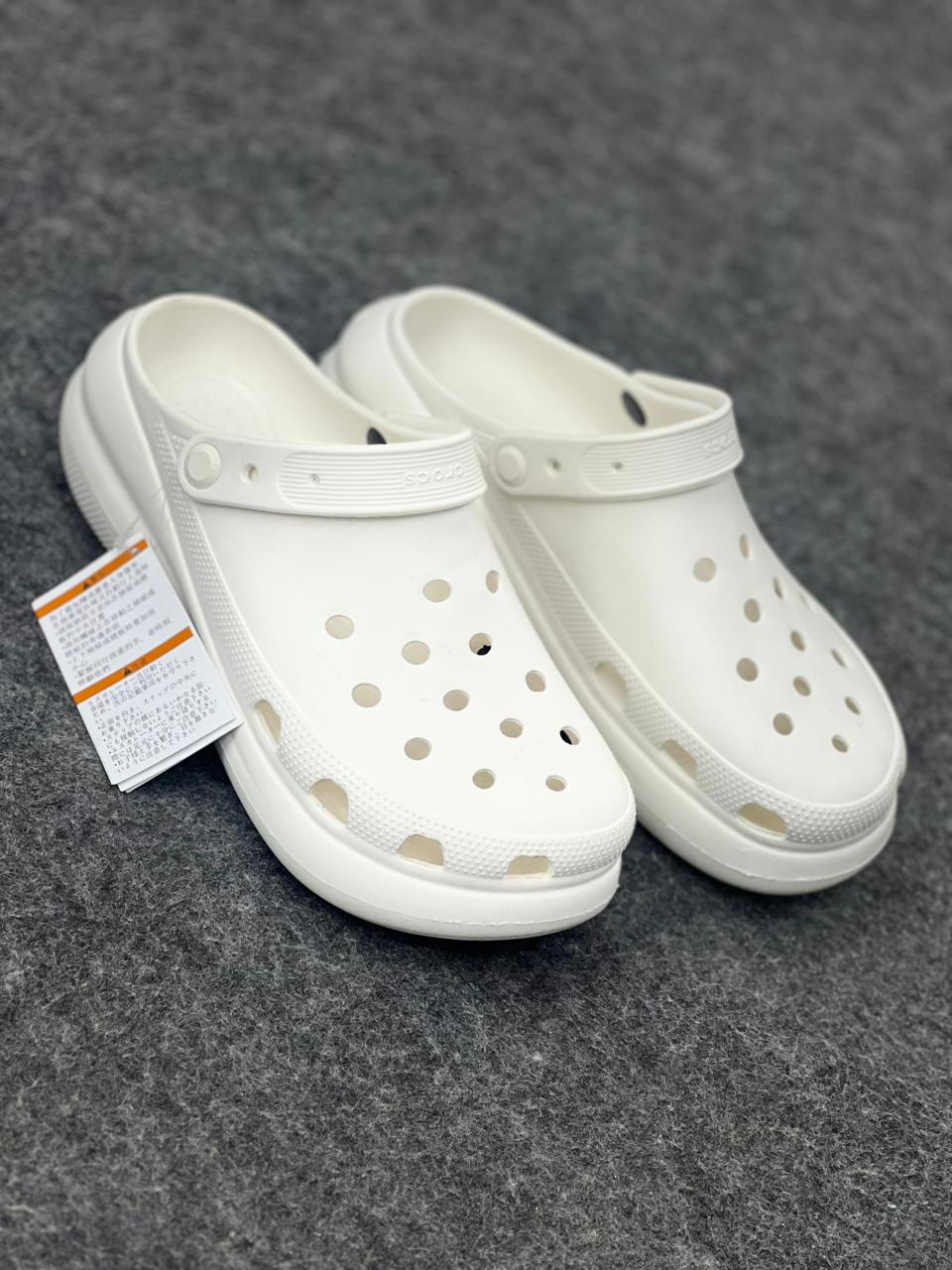 Crocs Classic Crush Clog – White