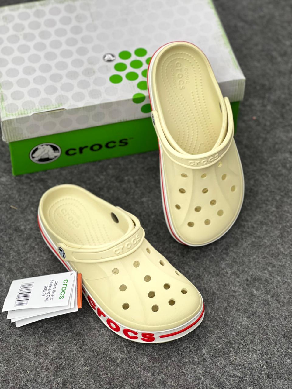 Crocs Bayaband Clog – Stucco & Red