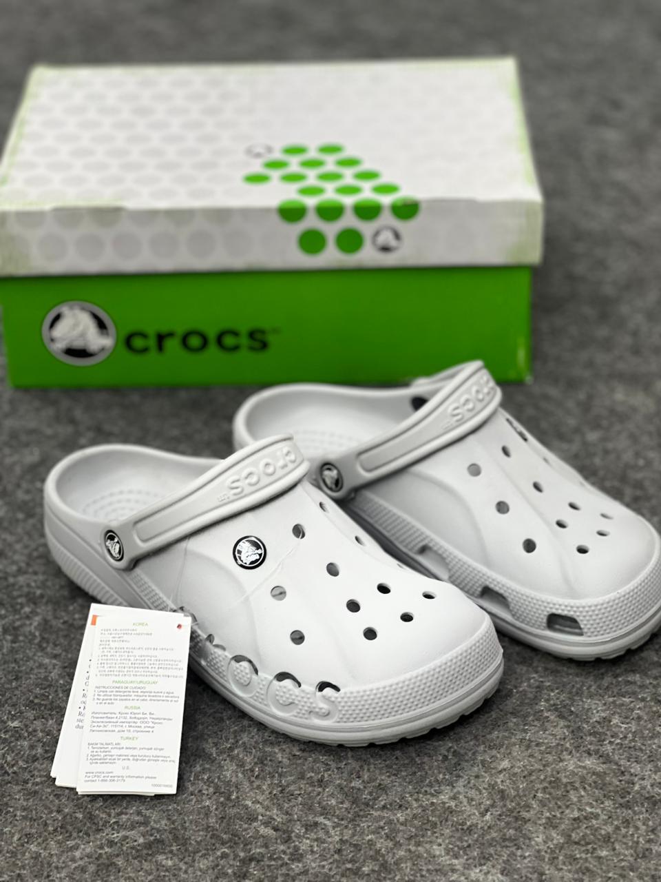 Crocs Baya Clog – Lightweight Comfort in Classic grey