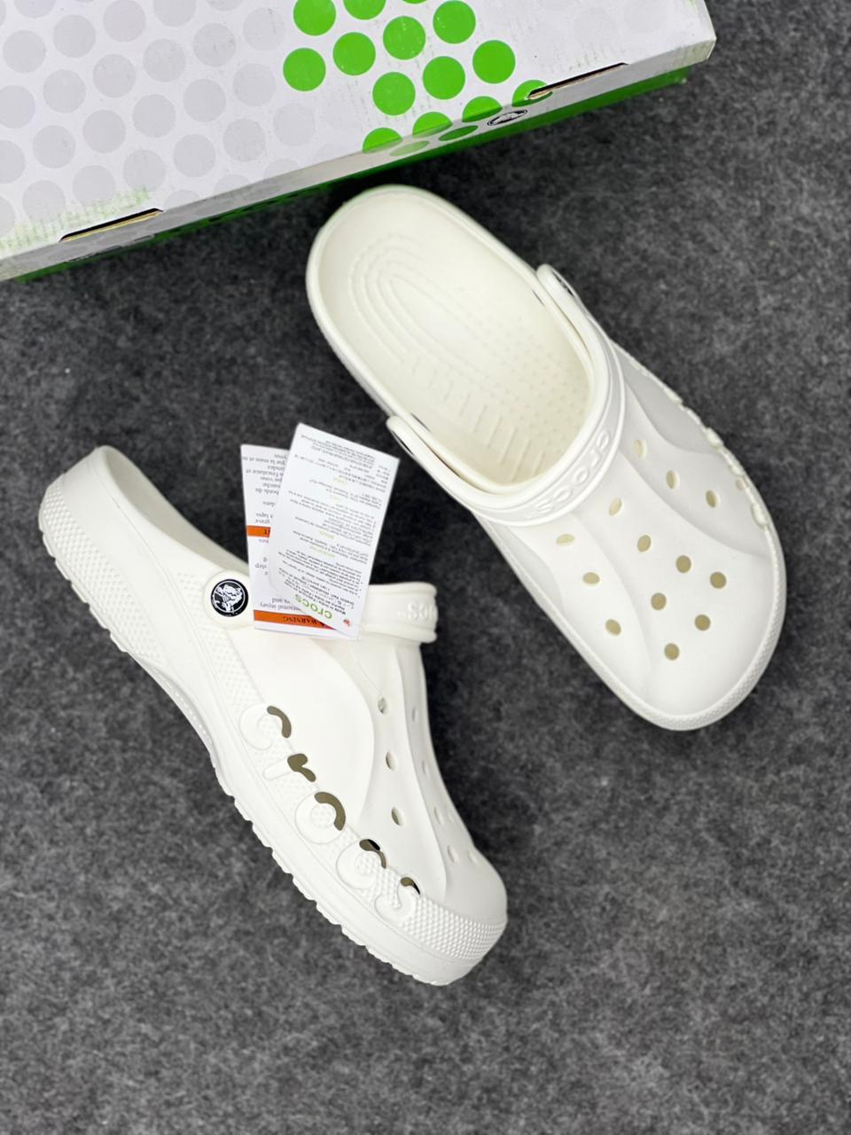 Crocs Baya Clog – Bright Cobalt white