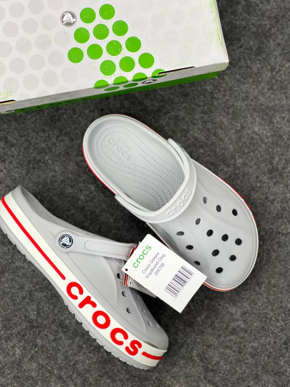 Crocs Bayaband Clog – Atmosphere Grey & Red