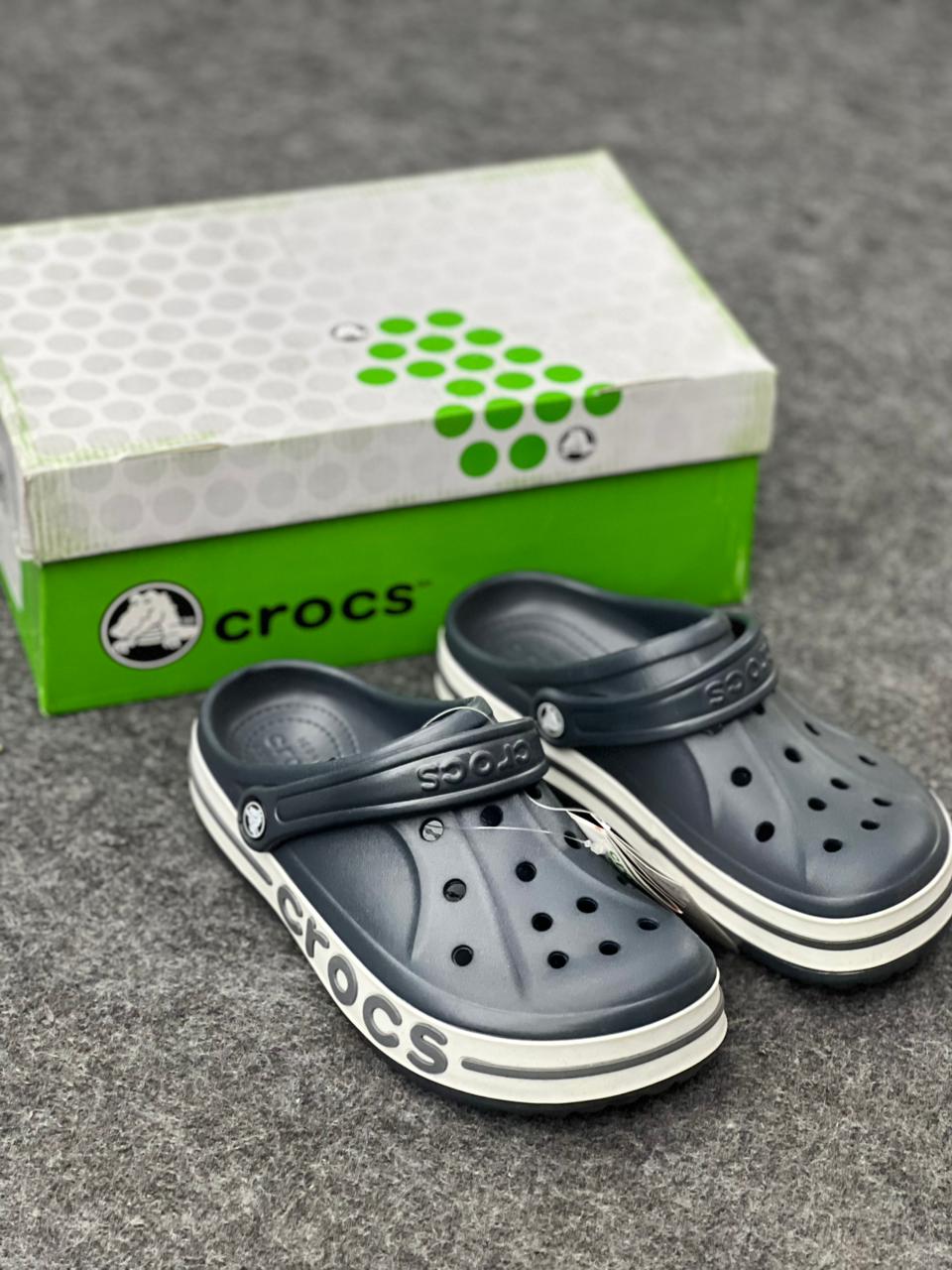 Crocs Bayaband Clog – White & Navy
