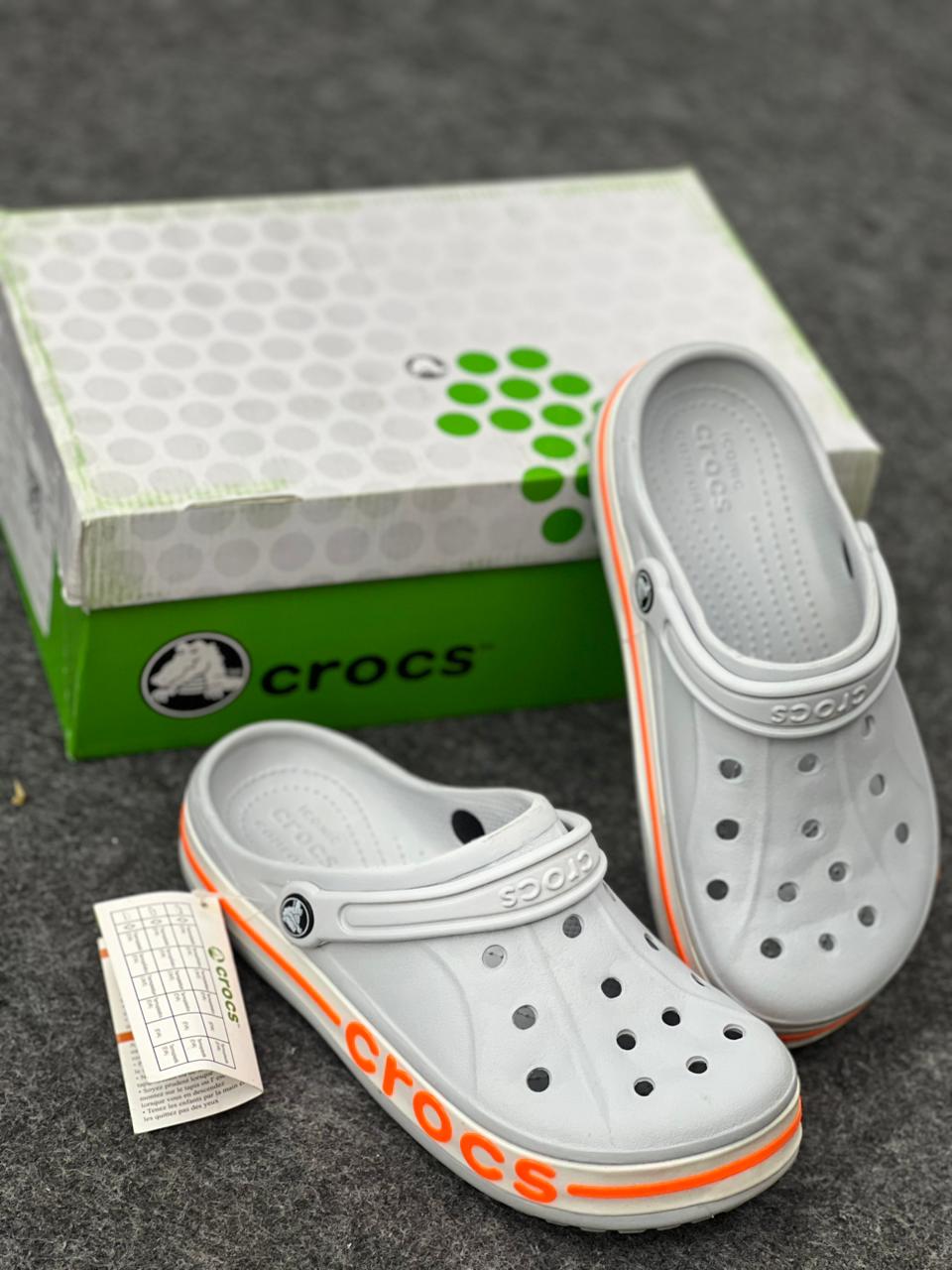 Crocs Bayaband Clog – Atmosphere Grey & Bright Orange