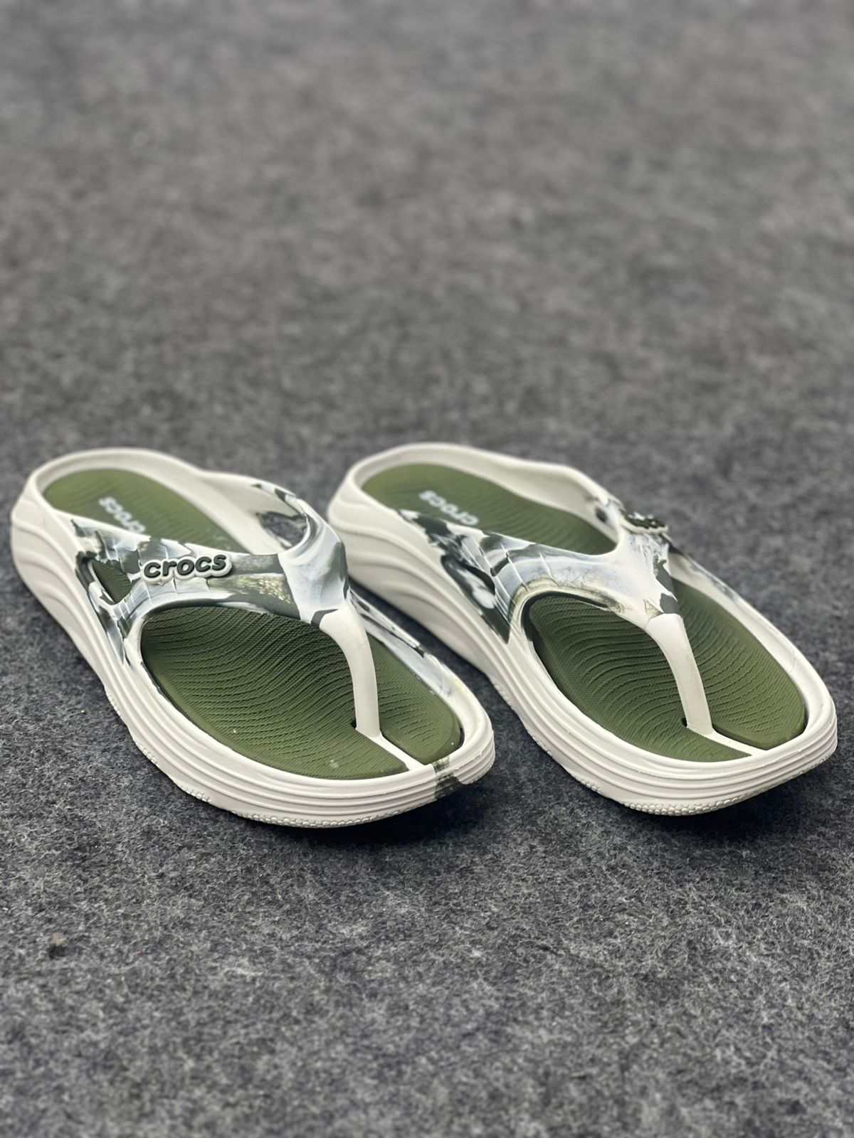 Crocs Men’s Sport Flip-Flops – Olive Marbled Edition