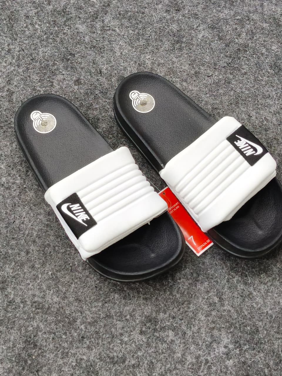 Nike Utility "Stash" Slides – Crisp White & Black