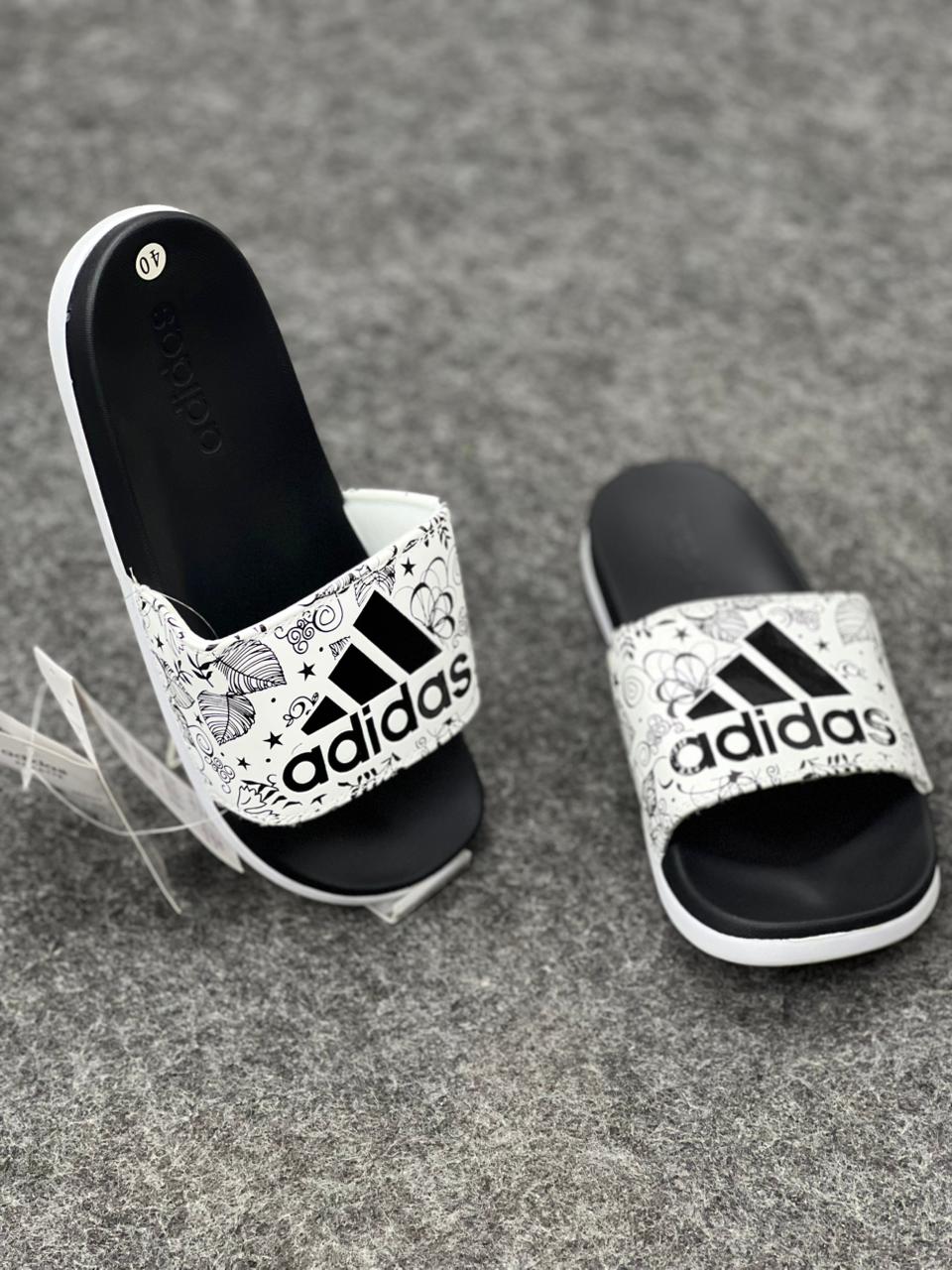 Stylish White Graphic Slides