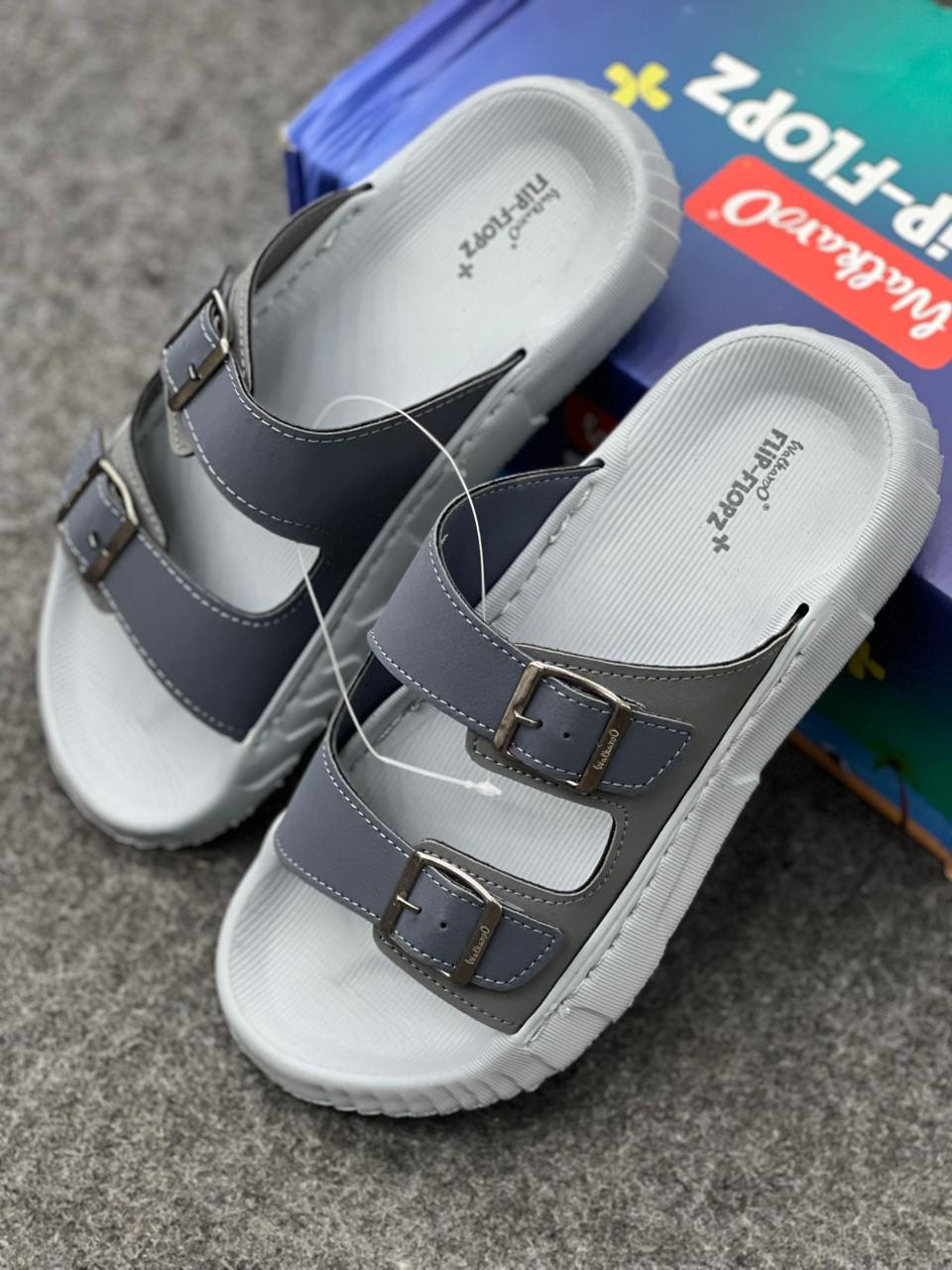 Walkaroo Flip-Flopz+ Men’s Buckle Slide Sandals – Steel Grey & Frost White