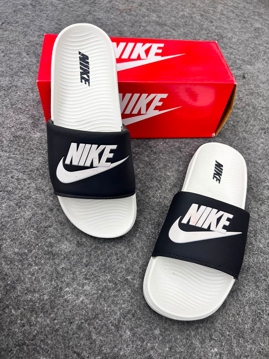 Nike-Inspired Comfort Slide Sandals – Grey & White