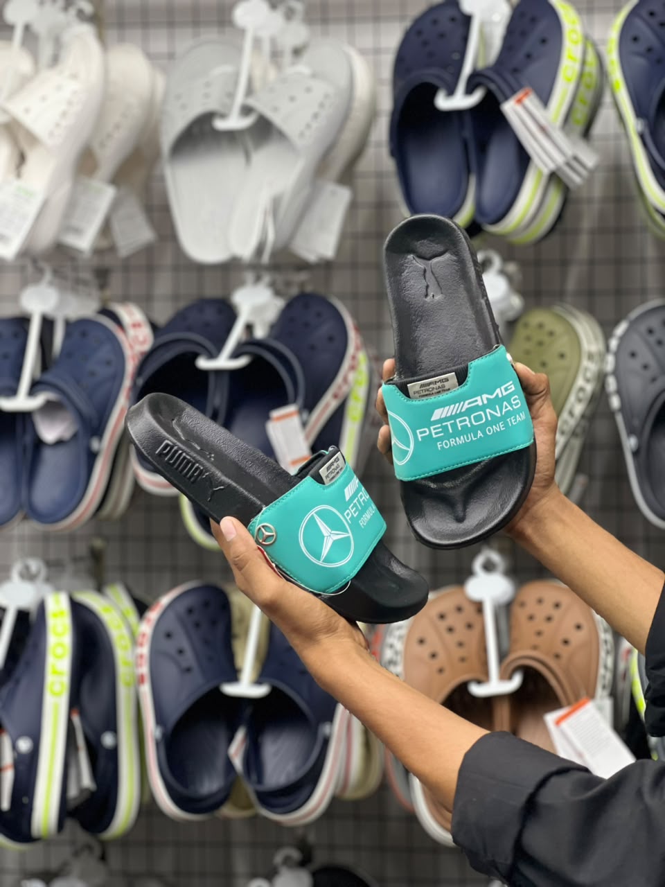 Puma-Style Comfort Slides