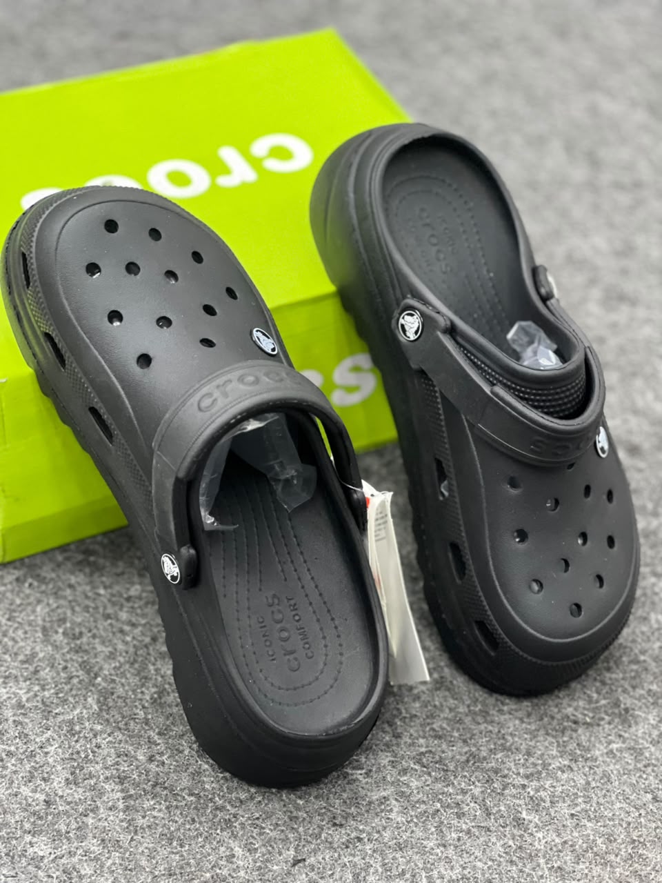Crocs Classic Crush Clog – Black