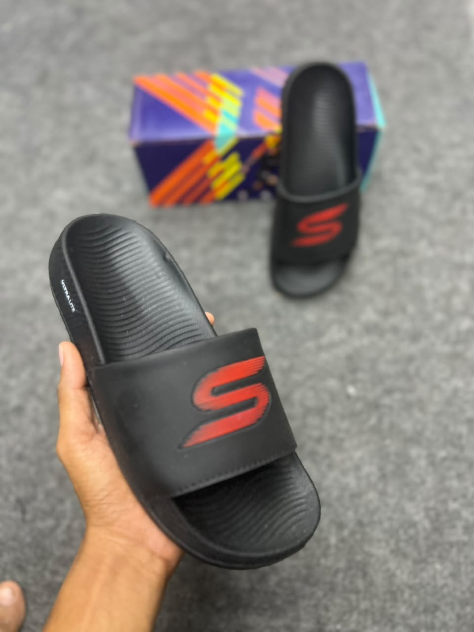 Premium black & red Slides – Stylish Everyday Comfort