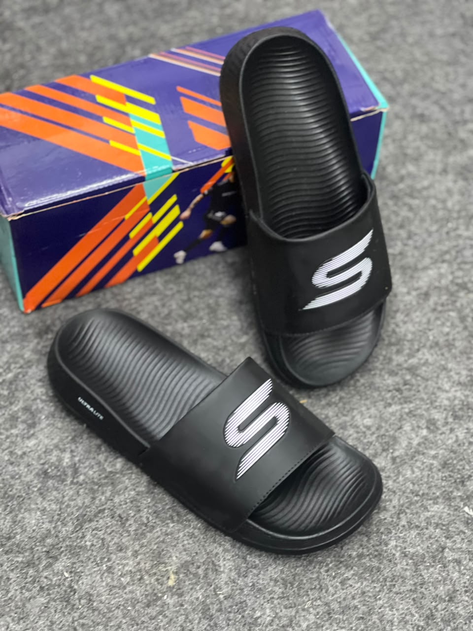 Premium black Slides – Stylish Everyday Comfort